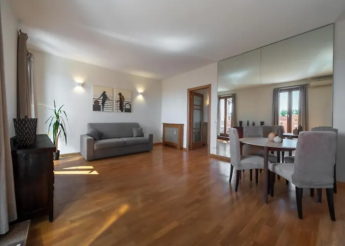 4 Fontane Charming Terrace Rome